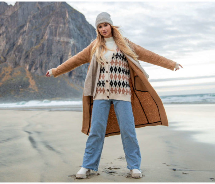 Kış için kadın kazakları – toptan satışta en popüler modeller!